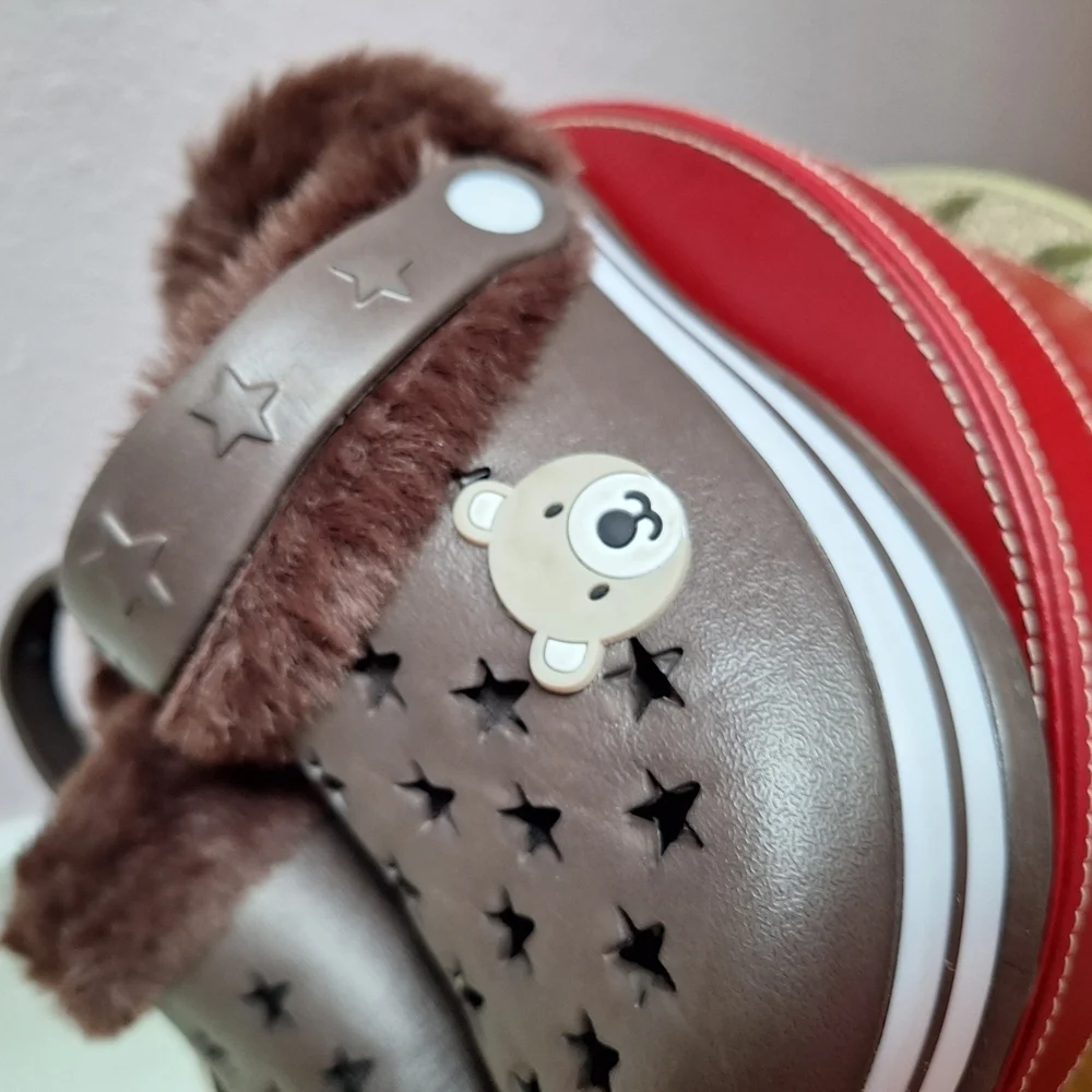 Brown Star Cutout Clogs with Fur Lining